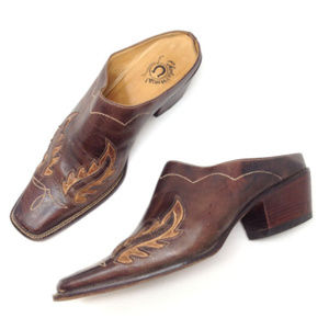 COPY - Charlie 1 Horse Lucchese Brown Leather Mules Sz 9